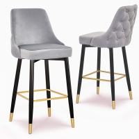 Lot de deux tabourets design en velours gris